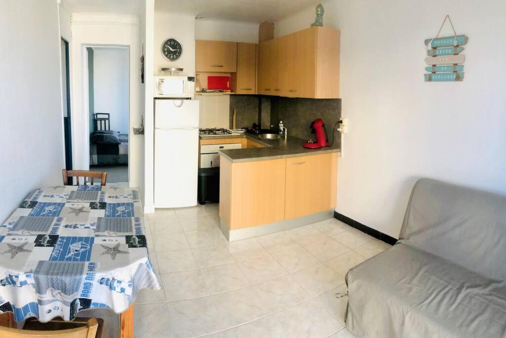 Appartement Situation Ideale F2, 2 Eme Ligne,climatise,