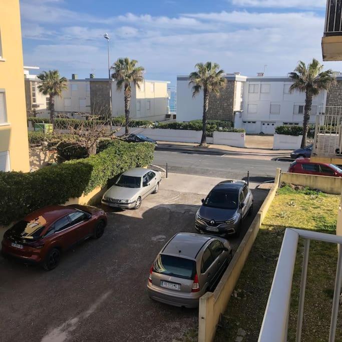 Appartement Situation Ideale F2, 2 Eme Ligne,climatise, *
